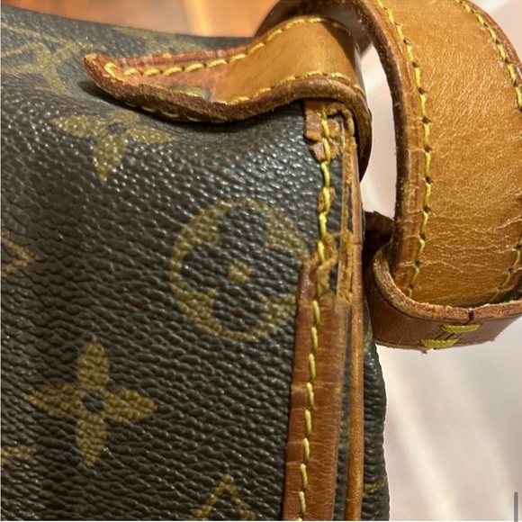 Louis Vuitton saumur 35 mesenger crossbody bag - Picture 16 of 16